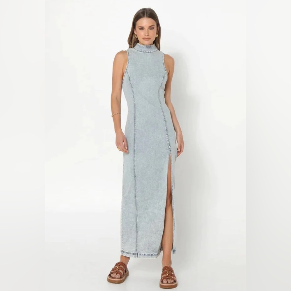 NWT Madison The Label Belle Denim Maxi Dress